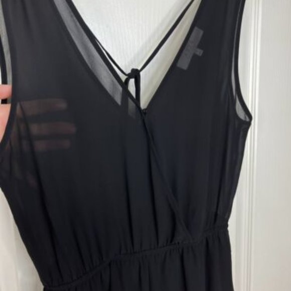 ASTR Romper One Piece V Neckline Ruffle Hem Black Size Small - Picture 3 of 12